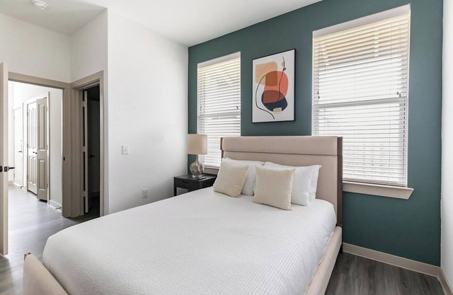 Landing | Beautiful 1BD, Gym, Clubhouse