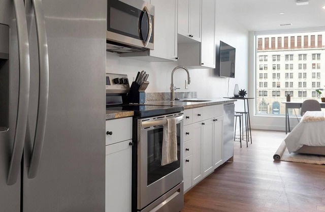 Landing at eXchange - 1 Bedroom in Downtown Det...