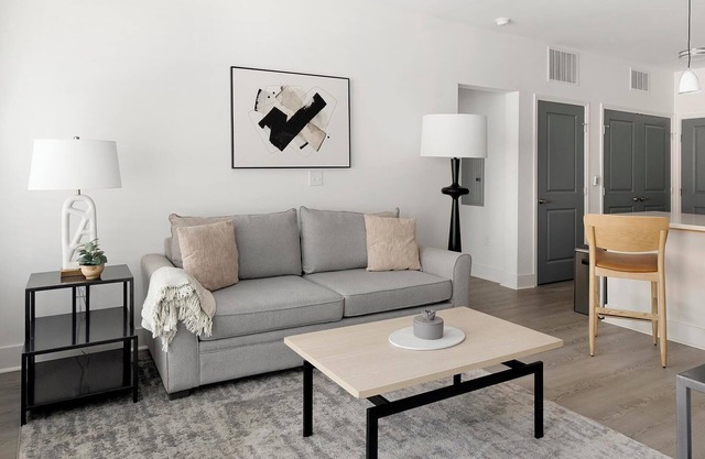 Landing | Stunning 2BD, Clubhouse, Gym
