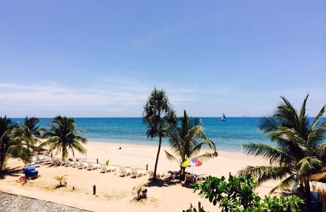 Lanta Il Mare Beach Resort