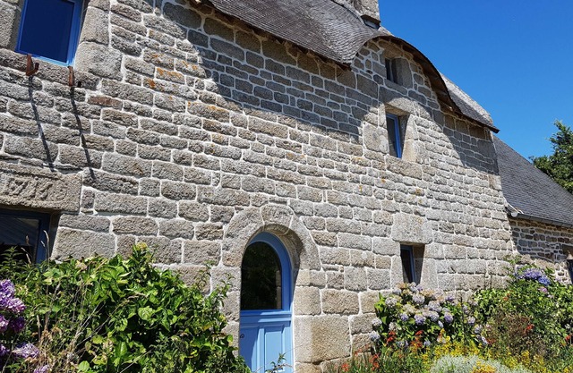 Beautiful 17th century residence, 5 minutes from Pont-Aven, 10 minutes from the beaches by car