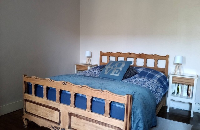Large bedroom (3 + 1 baby ) & Dining area in a country village -