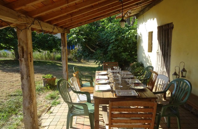 Gran casa de campo con carácter situado en la hermosa campiña francesa tranquila