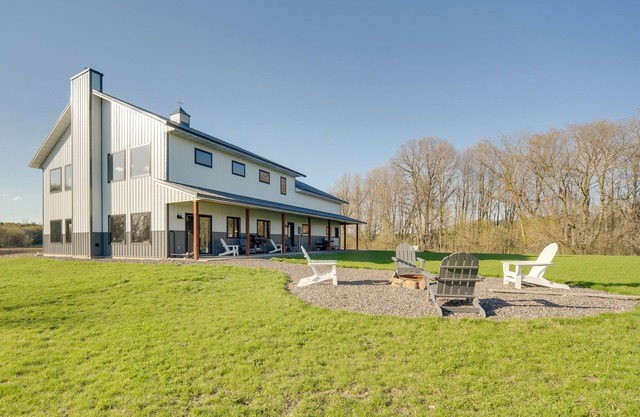 Large Home w/ Land in Prairie Farm!