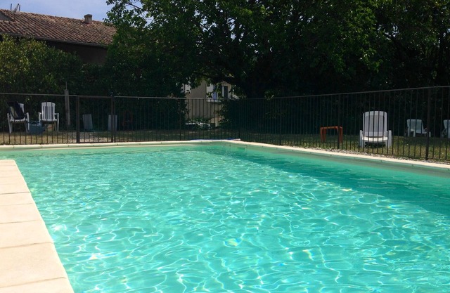 Casa grande para 10 personas con piscina.