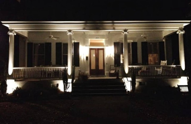 Large late1800's home within walking distance to Opera House and downtown.