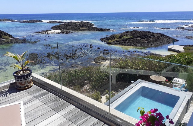Large modern villa with panoramic ocean and lagoon views