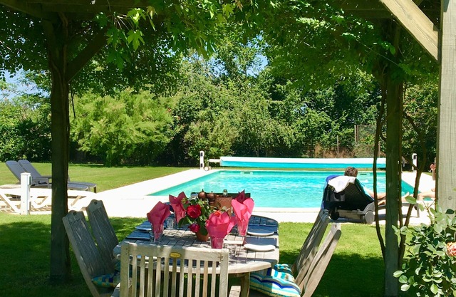 Gran casa restaurada de Gascuña con piscina en entorno rural