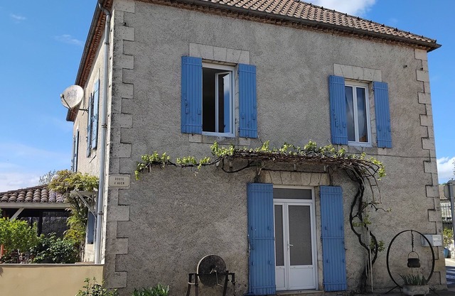 Large vacation home, ideal for a family or friends.