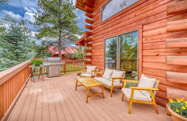 Last-Minute Summer Escape! 10% Discounts for July & August Only!
