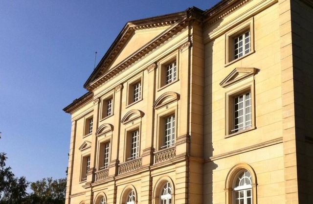 Castillo suntuosas 900 m2 cerca del bosque de 15 minutos de París