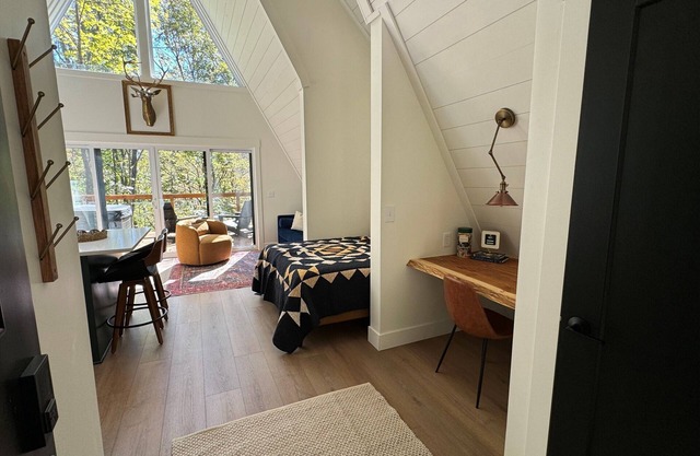 Hickory Hollow-Cabaña-Baño Privado
