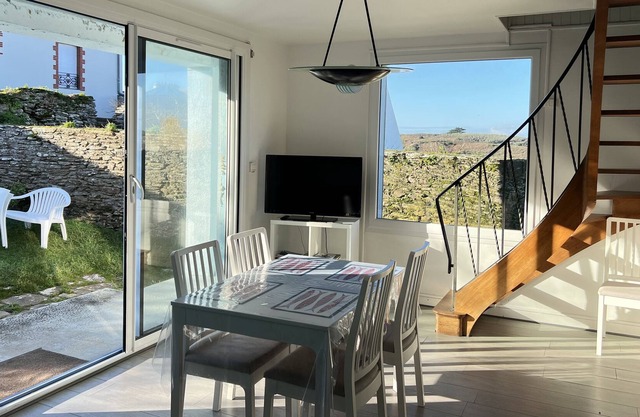 LC07 - Detached house located in the center of Le Conquet 400m from the beach