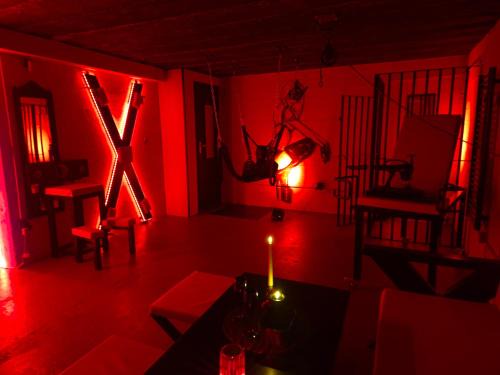Le Baiser 1 le bunker réaménagé en plaisir interdit