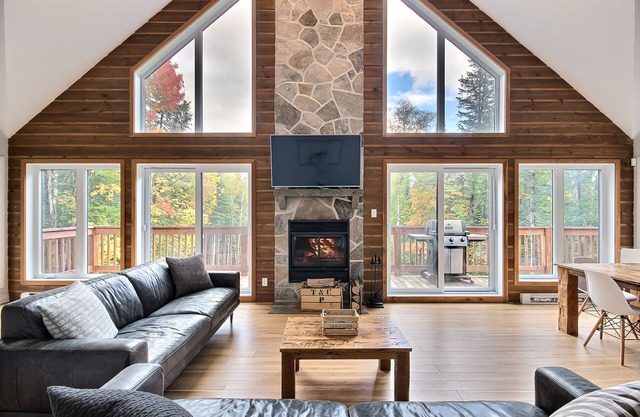 Le Bonheur-Spa / BICICLETA, EXTERIOR + SKI-IN / SKI-OUT
