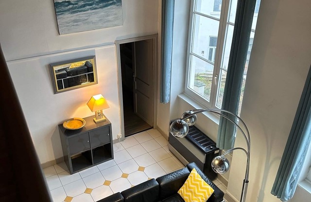 "Le Clos Bissardon" Appartement Dans Immeuble du 19eme Siècle 20 mn Centre Lyon