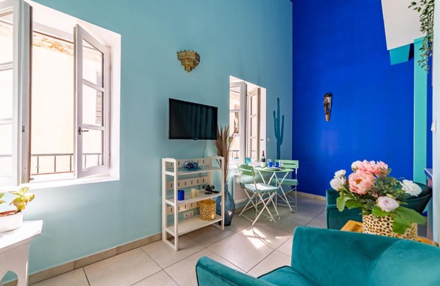 Le Rêve Bleu Majorelle - Duplex sur les toits - Une Nuit à Nîmes