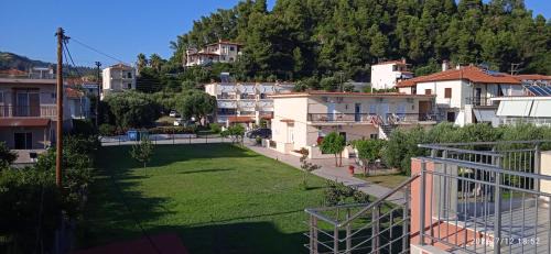 Lemonis House
