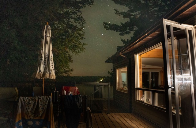 Lennys Lakehouse in Muskoka. 20 minutes to Port Carling or Bracebridge!