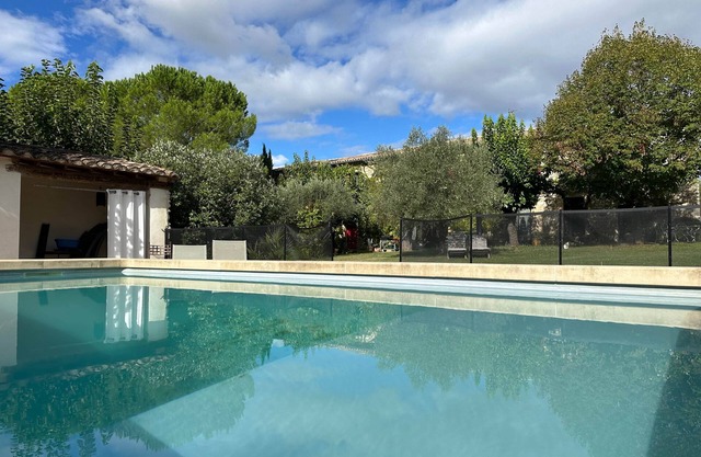 La cave, shared pool