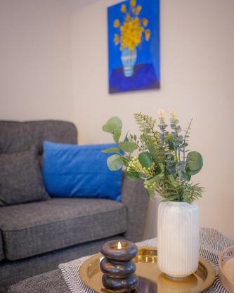 Lethbridge Villa 49 Apartment 3 Super Fibre WiFi, Free parking