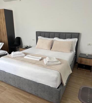 Lexhulo Room's