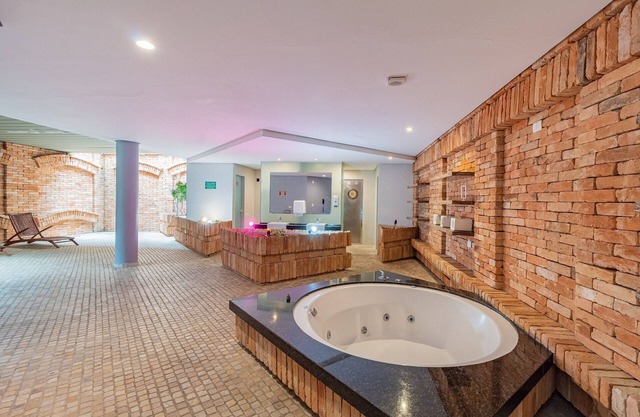 LFLATS no The First Free Flex Residence