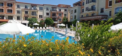 Lily Beach Resort - sunrise over the sea - Sozopol