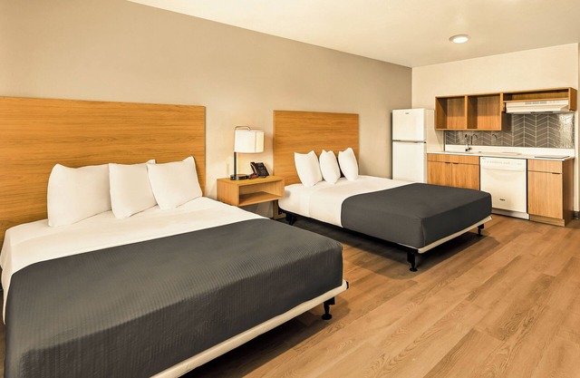 LivAway Suites Seattle-Renton