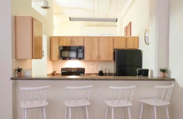 UBICACIÓN: 2br 2ba Condo en el corazón del centro de Indy