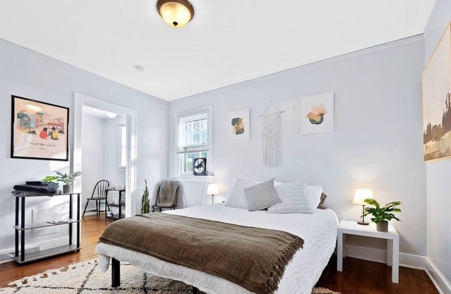 Loftium | Bright Guest Suite In Congress Park!