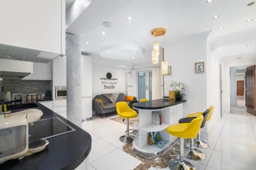 London 2 Bedroom apartment Paddington!