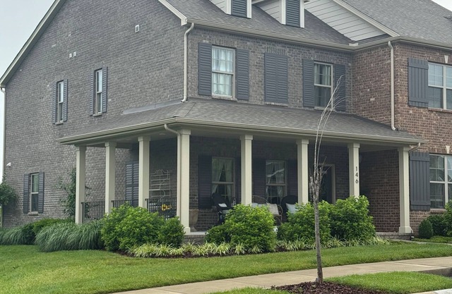 Charming 3-bedroom townhome. Pet-friendly. Neighborhood pool open May-September!