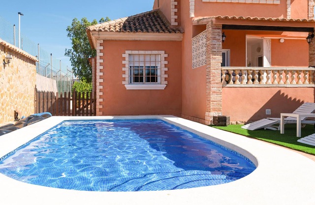 Alojamiento de 4 habitaciones en Cartagena