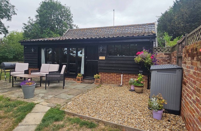Lovely 1-Bed Cottage Mendlesham Green Stowmarket Suffolk