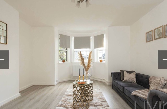 Lovely 1 Bedroom Apartment