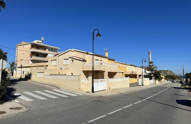Lovely 6-Bed House in Cabo de Palos
