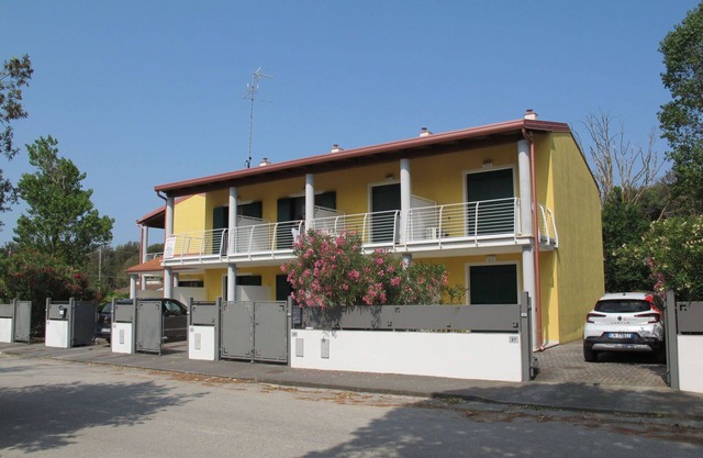 Acogedor apartamento en villa para 4 personas con A/C, WIFI, TV, terraza y aparcamiento