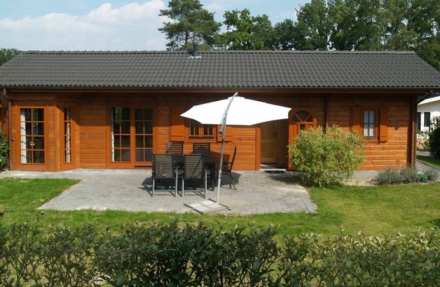 Acogedor apartamento en villa para 4 personas con WIFI, TV, terraza y aparcamiento