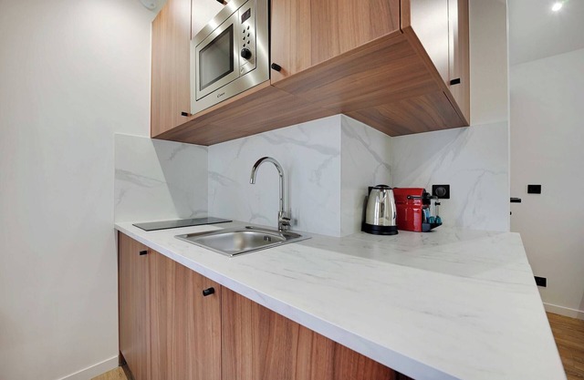 Hermoso apartamento de 2 habitaciones y 6 habitaciones cerca de París