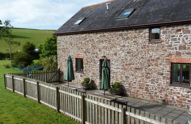 Lovely converted barn with plenty of space for relaxing
