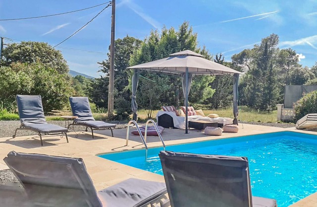Preciosa casa en Le Luc con WiFi