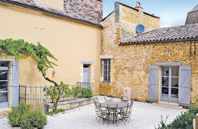 Preciosa casa en Sainte Alvère con.
