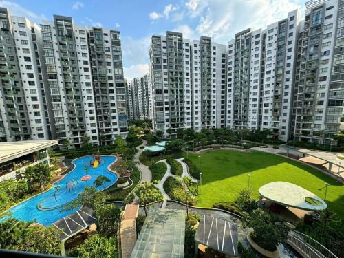 Lucky Home - Căn hộ 2PN 2WC có Wifi tại Celadon City Tân Phú gần Aeon Mall
