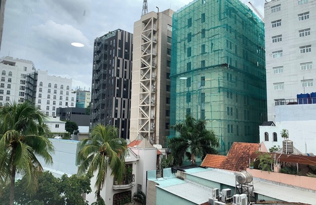 Lucy Hotel & Apartment
