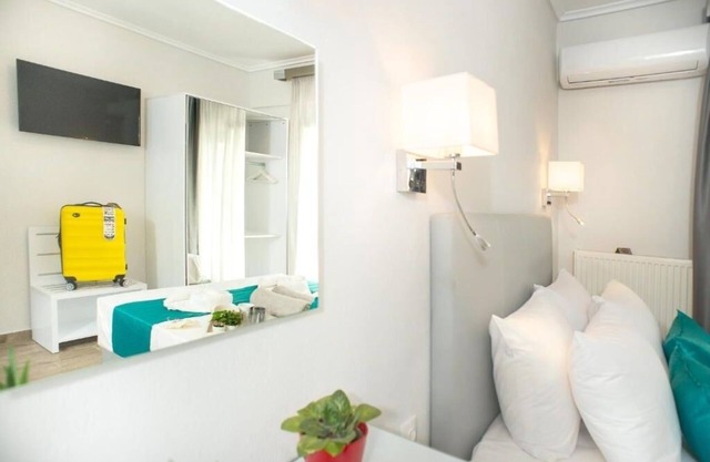 Lux VIP Apartments : Standard Studio with Back View