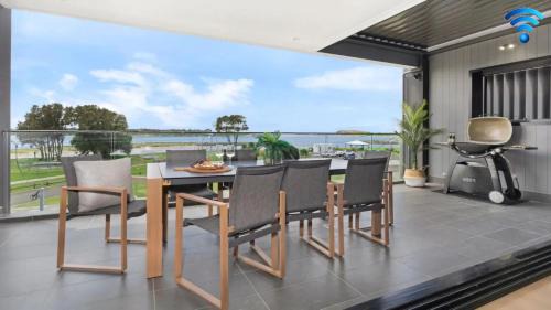 Luxe by the Lake