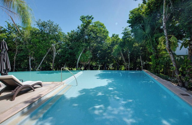 Luxe Tao Riviera Resort Condo w/ Beach & Golfing!
