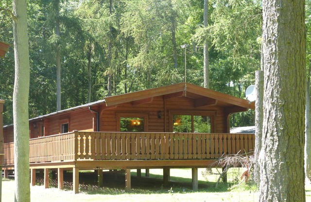 Lujosa cabaña de vacaciones de 3 camas Log Lodge en Louth, Lincolnshire (3B Sleeps6)