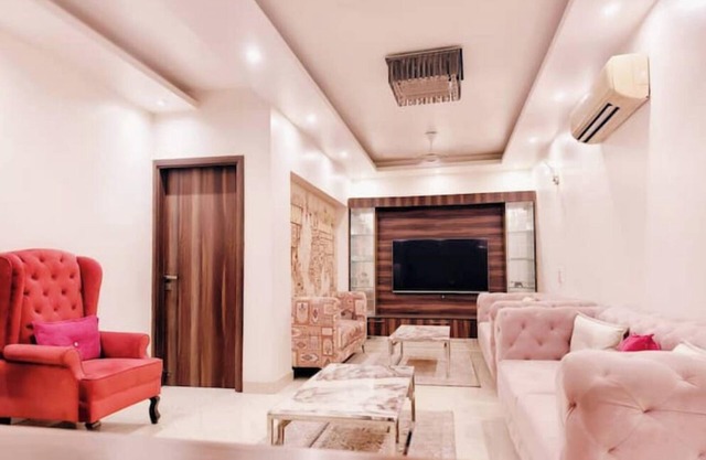 Luxurious 3BHK Apartment in GK 1 M Block Market by HostMyStay